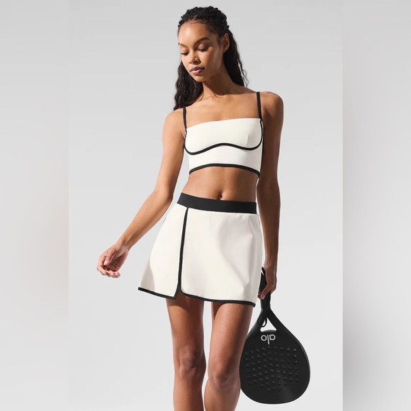 ALO Yoga Tops - ALO YOGA Airbrush Streamlined SET Skirt And Bra Tank Top Medium Skirt Small 🖤🤍